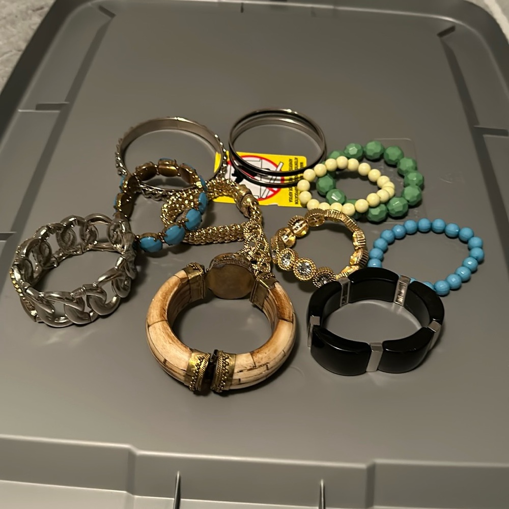 Costume jewelry set